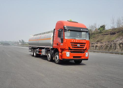 紅岩前四後八油罐車