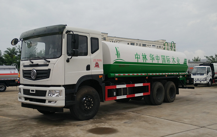東風T5後雙橋20噸灑水車