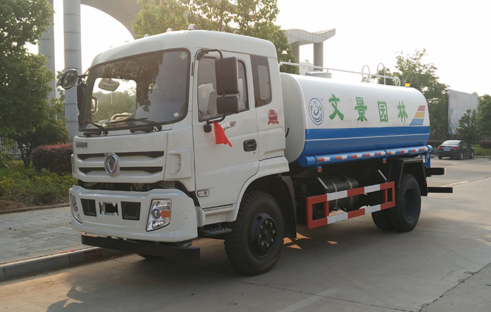 東風禦虎10噸灑水車
